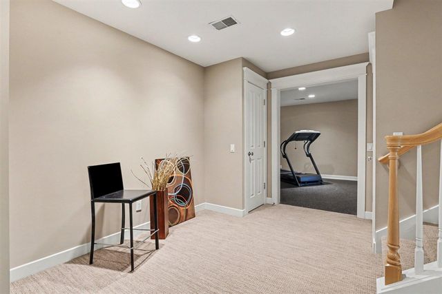 1670 Flowers Crossing Drive, Grand Rapids, MI 49525