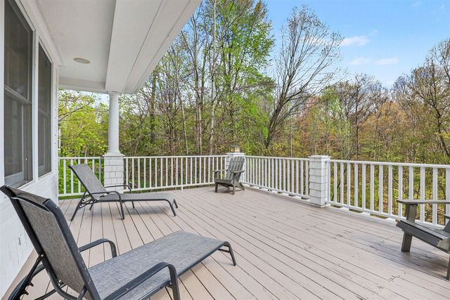 1670 Flowers Crossing Drive, Grand Rapids, MI 49525