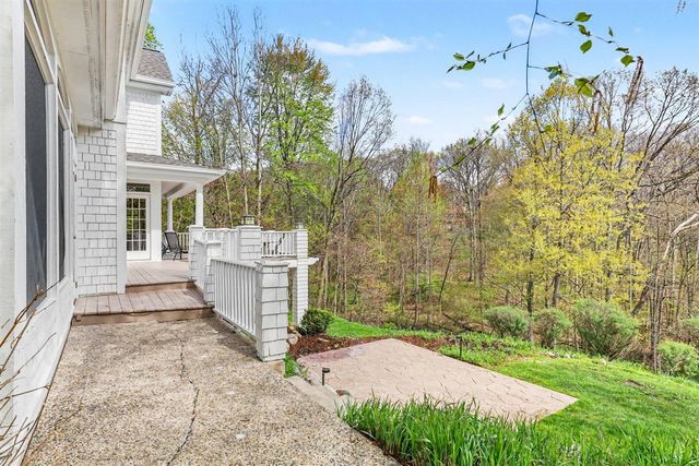 1670 Flowers Crossing Drive, Grand Rapids, MI 49525