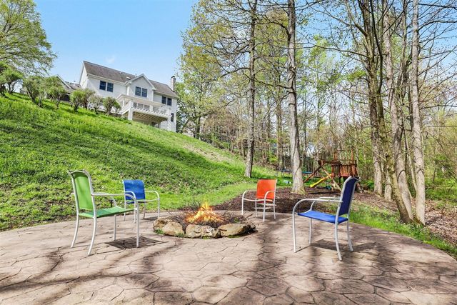 1670 Flowers Crossing Drive, Grand Rapids, MI 49525