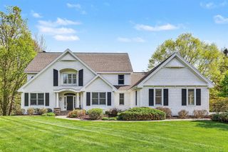 1670 Flowers Crossing Drive, Grand Rapids, MI 49525