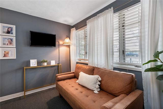 990 Main Street 3, East Greenwich, RI 02818