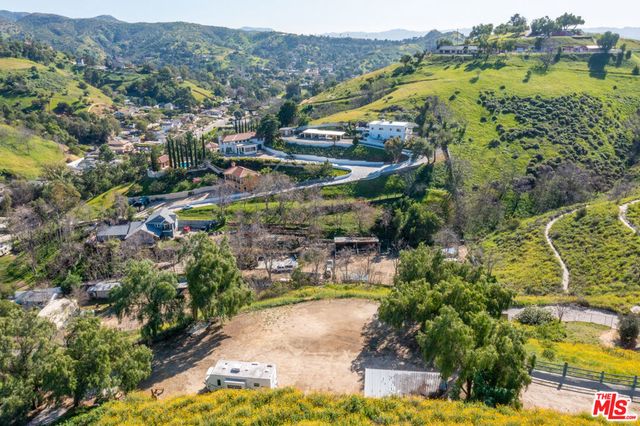 10311 Wheatland Avenue, Sunland, CA 91040