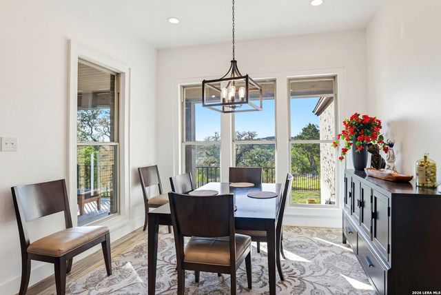 827 COUNTY ROAD 2801 E, Mico, TX 78056