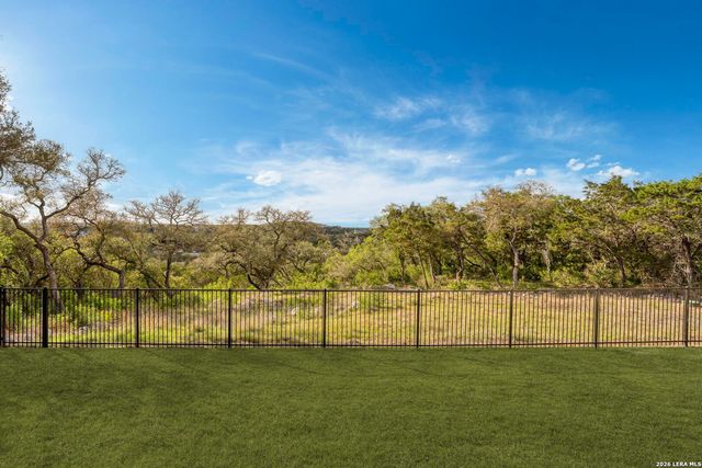 827 COUNTY ROAD 2801 E, Mico, TX 78056