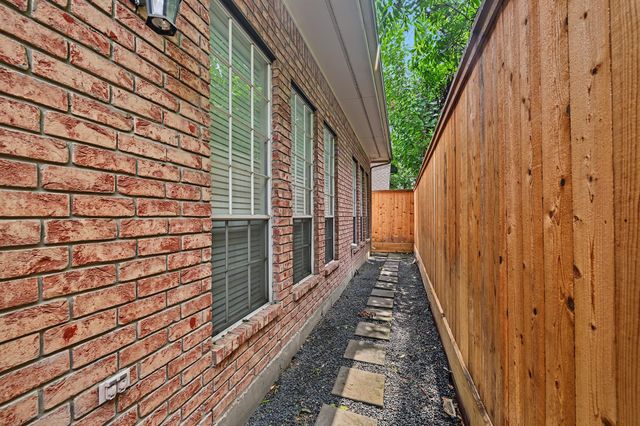 3015 Avalon Terrace, Houston, TX 77057