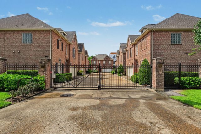 3015 Avalon Terrace, Houston, TX 77057