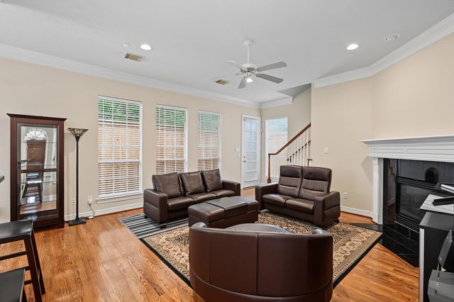 3015 Avalon Terrace, Houston, TX 77057