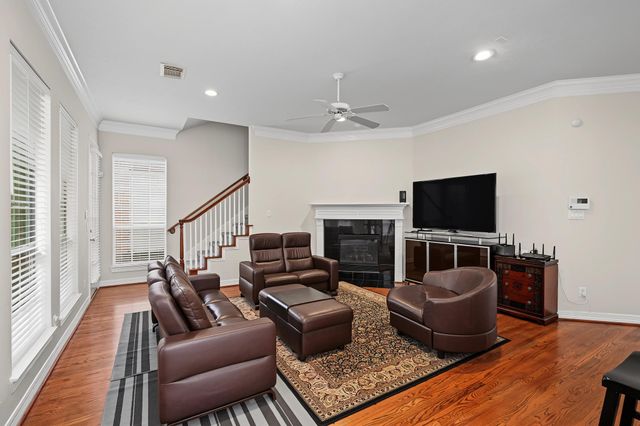 3015 Avalon Terrace, Houston, TX 77057