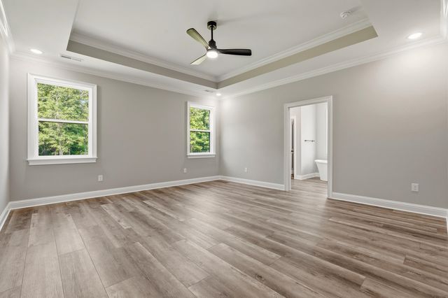 8032 Old Reaves Ferry Rd., Conway, SC 29526