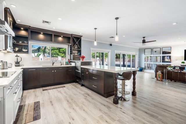 811 SE 31st Street, Boca Raton, FL 33432