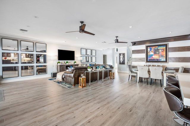 811 SE 31st Street, Boca Raton, FL 33432