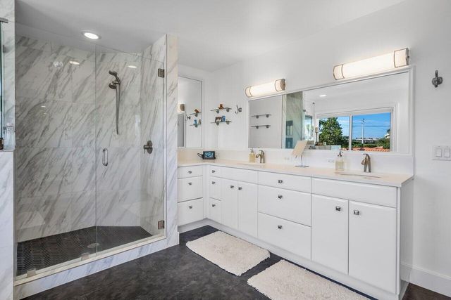 811 SE 31st Street, Boca Raton, FL 33432