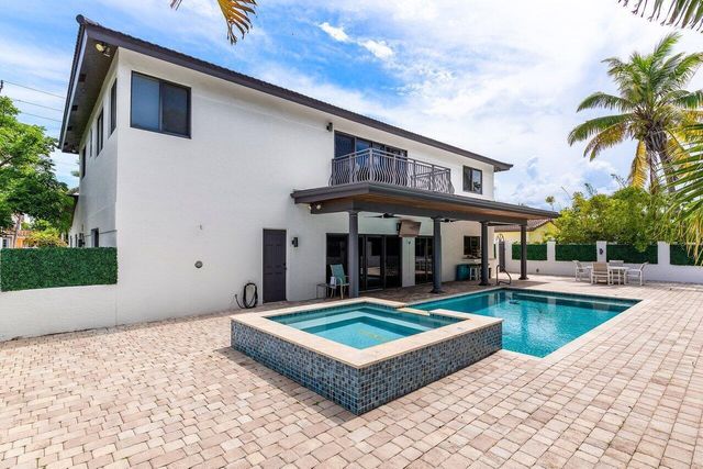 811 SE 31st Street, Boca Raton, FL 33432