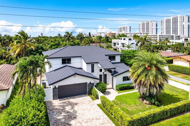811 SE 31st Street, Boca Raton, FL 33432