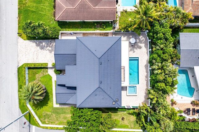 811 SE 31st Street, Boca Raton, FL 33432