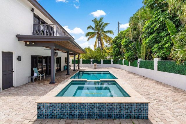 811 SE 31st Street, Boca Raton, FL 33432