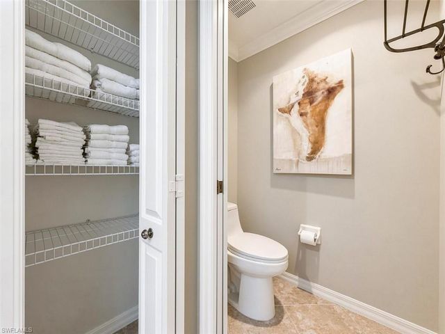 1262 Sweetwater LN 1505, Naples, FL 34110