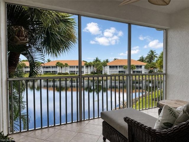 1262 Sweetwater LN 1505, Naples, FL 34110