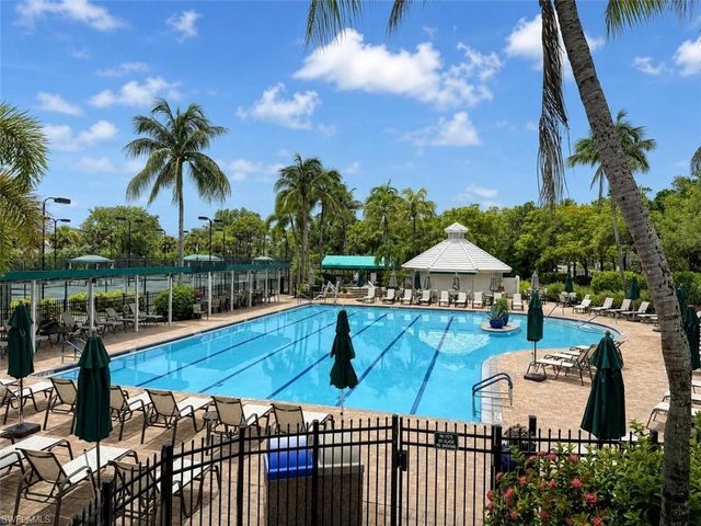1262 Sweetwater LN 1505, Naples, FL 34110