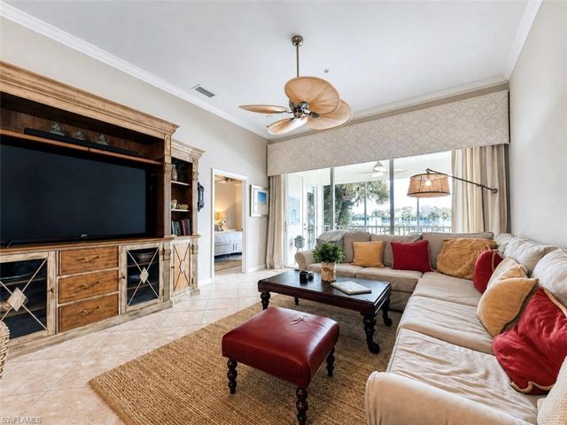 1262 Sweetwater LN 1505, Naples, FL 34110
