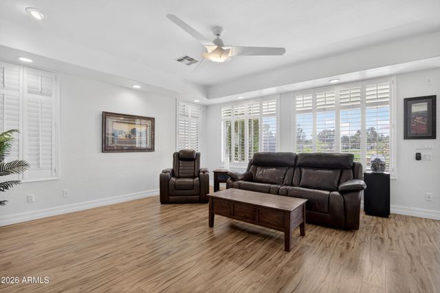 6402 N 13TH Avenue, Phoenix, AZ 85013