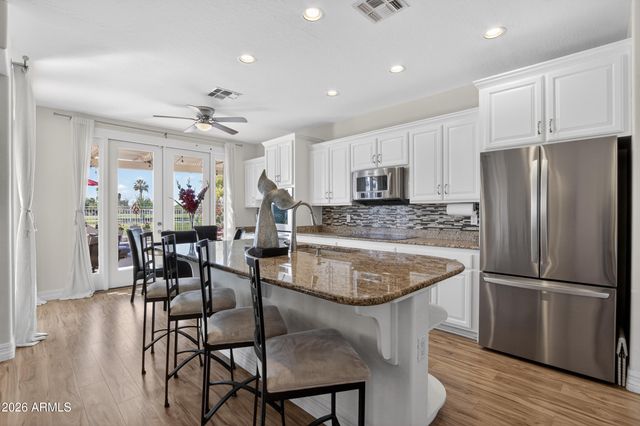 6402 N 13TH Avenue, Phoenix, AZ 85013