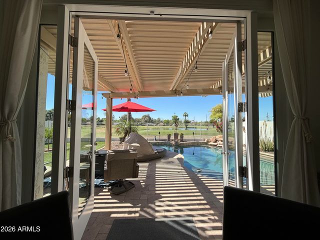 6402 N 13TH Avenue, Phoenix, AZ 85013