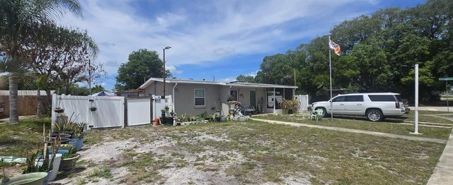 1222 STILLWATER AVENUE, Deltona, FL 32725
