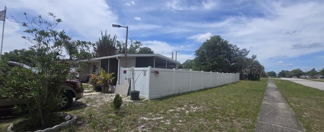 1222 STILLWATER AVENUE, Deltona, FL 32725