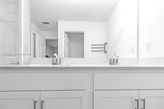 1307 1307 Sw 13th Terrace, Cape Coral, FL 33991