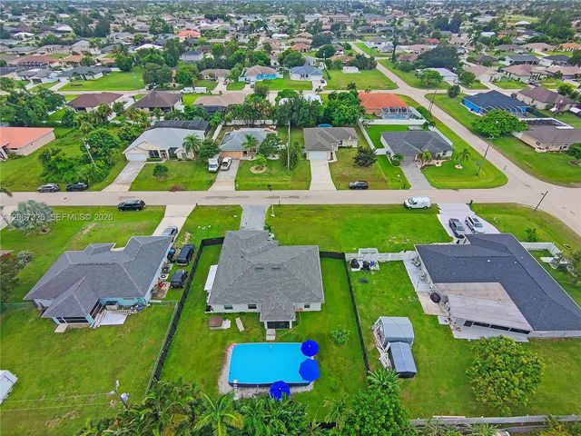 1307 1307 Sw 13th Terrace, Cape Coral, FL 33991