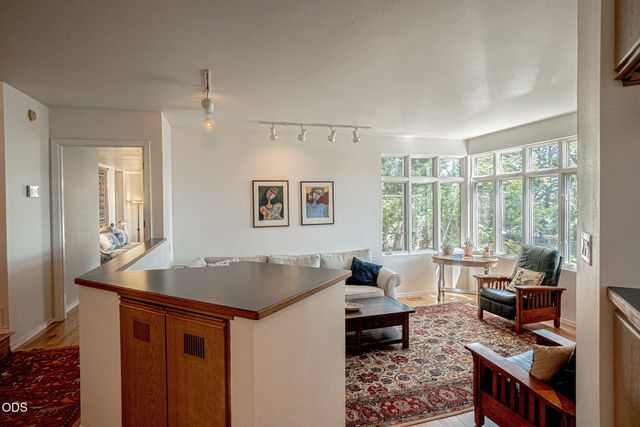 590 Taylor Street, Ashland, OR 97520
