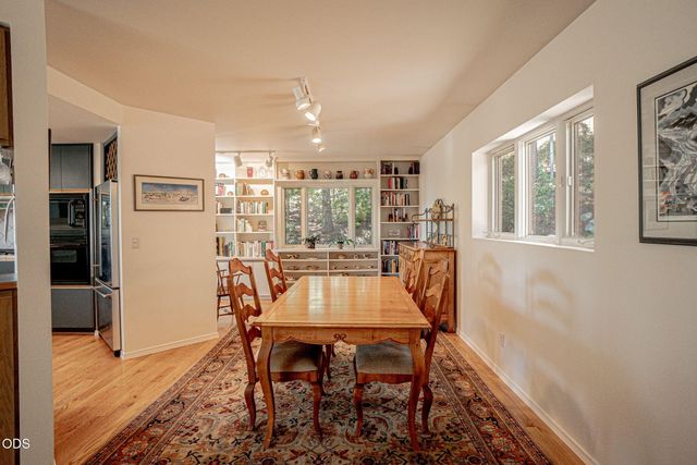 590 Taylor Street, Ashland, OR 97520