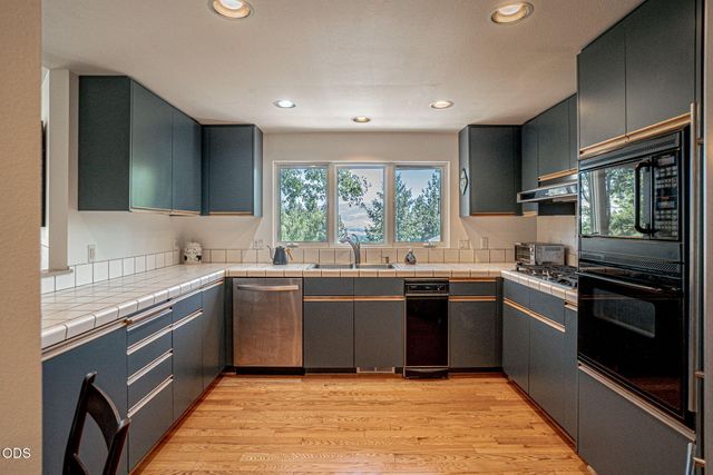 590 Taylor Street, Ashland, OR 97520