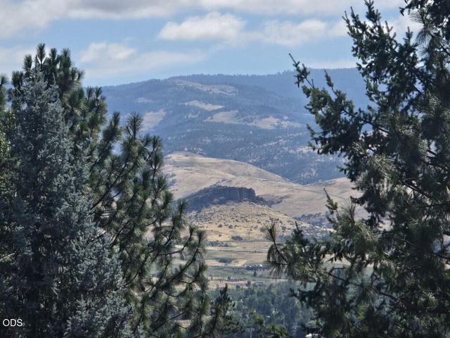 590 Taylor Street, Ashland, OR 97520