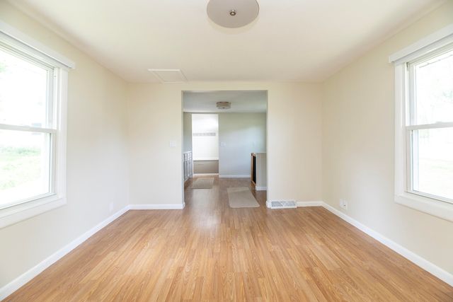 810 S Constantine Street, Three Rivers, MI 49093