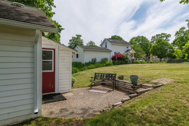 810 S Constantine Street, Three Rivers, MI 49093