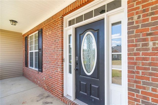 17 Orangewood Court, Lillington, NC 27546