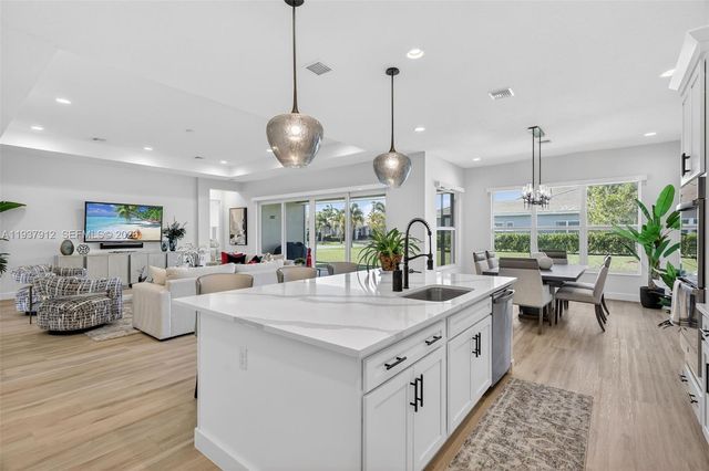 12024 SW Water Lily Ter, Port St. Lucie, FL 34987