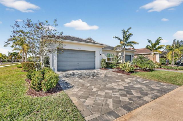 12024 SW Water Lily Ter, Port St. Lucie, FL 34987