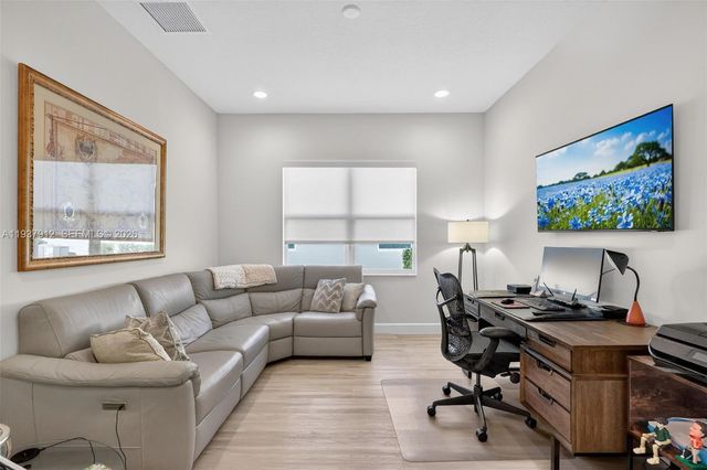 12024 SW Water Lily Ter, Port St. Lucie, FL 34987