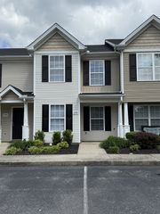 1306 Vermont Ct, Murfreesboro, TN 37130