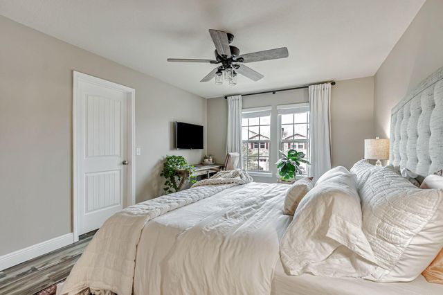 8726 Brown Pelican Circle, Navarre, FL 32566