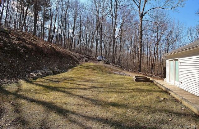 37 Lake Claire Drive, Middletown, NY 10940