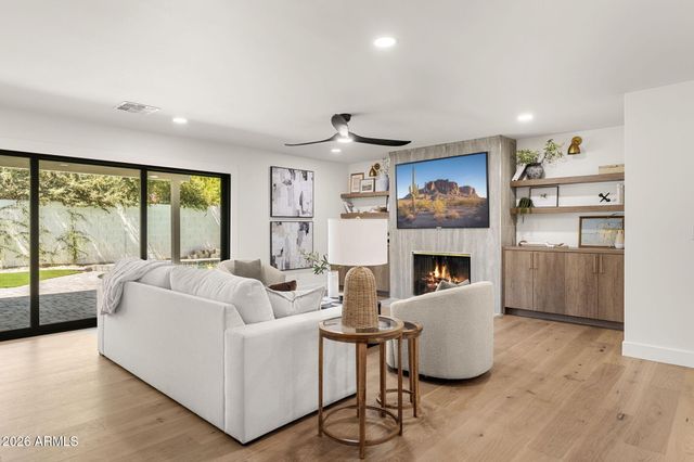 8402 E SHETLAND Trail, Scottsdale, AZ 85258