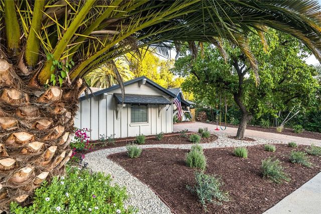 7112 Darnoch, West Hills, CA 91307