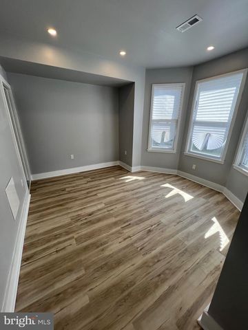 1131 S 52ND ST, Philadelphia, PA 19143