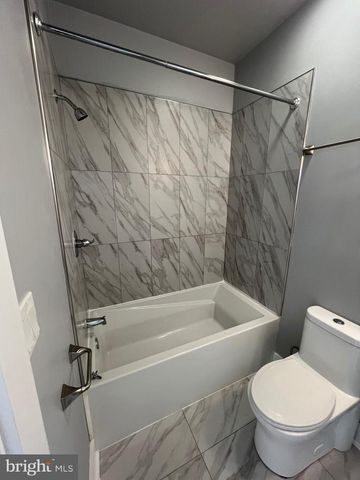 1131 S 52ND ST, Philadelphia, PA 19143