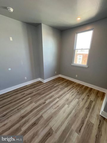 1131 S 52ND ST, Philadelphia, PA 19143